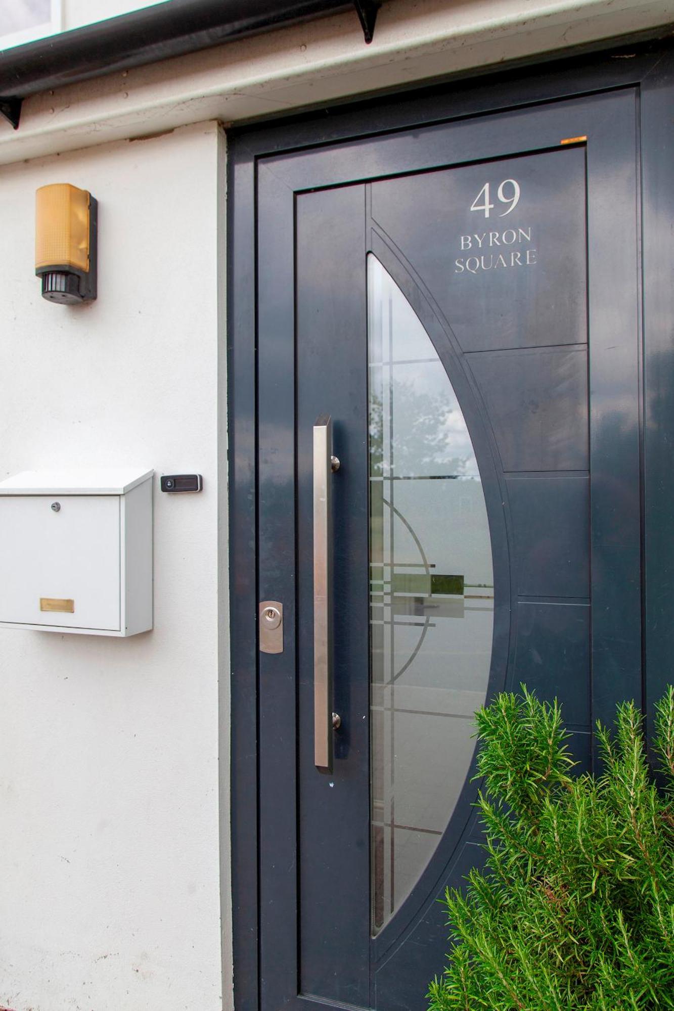 Pass The Keys 49 Byron Square Modern And Spacious 3 Bed Home With Free Parking Cambridge  Exterior photo