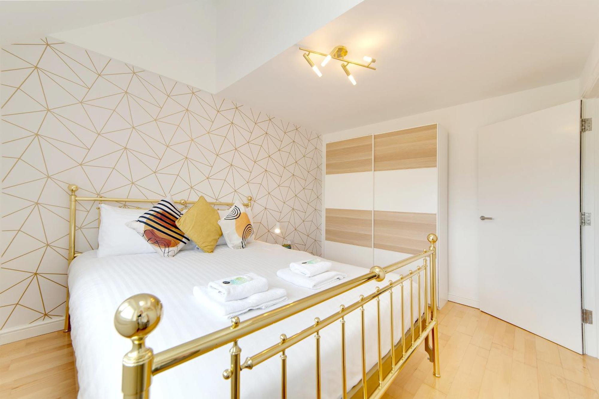 Pass The Keys 49 Byron Square Modern And Spacious 3 Bed Home With Free Parking Cambridge  Exterior photo