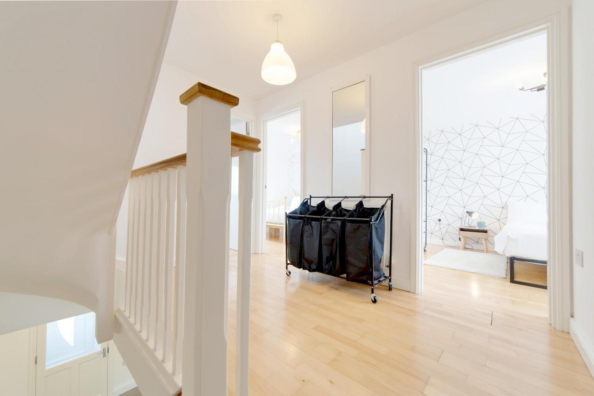 Pass The Keys 49 Byron Square Modern And Spacious 3 Bed Home With Free Parking Cambridge  Exterior photo
