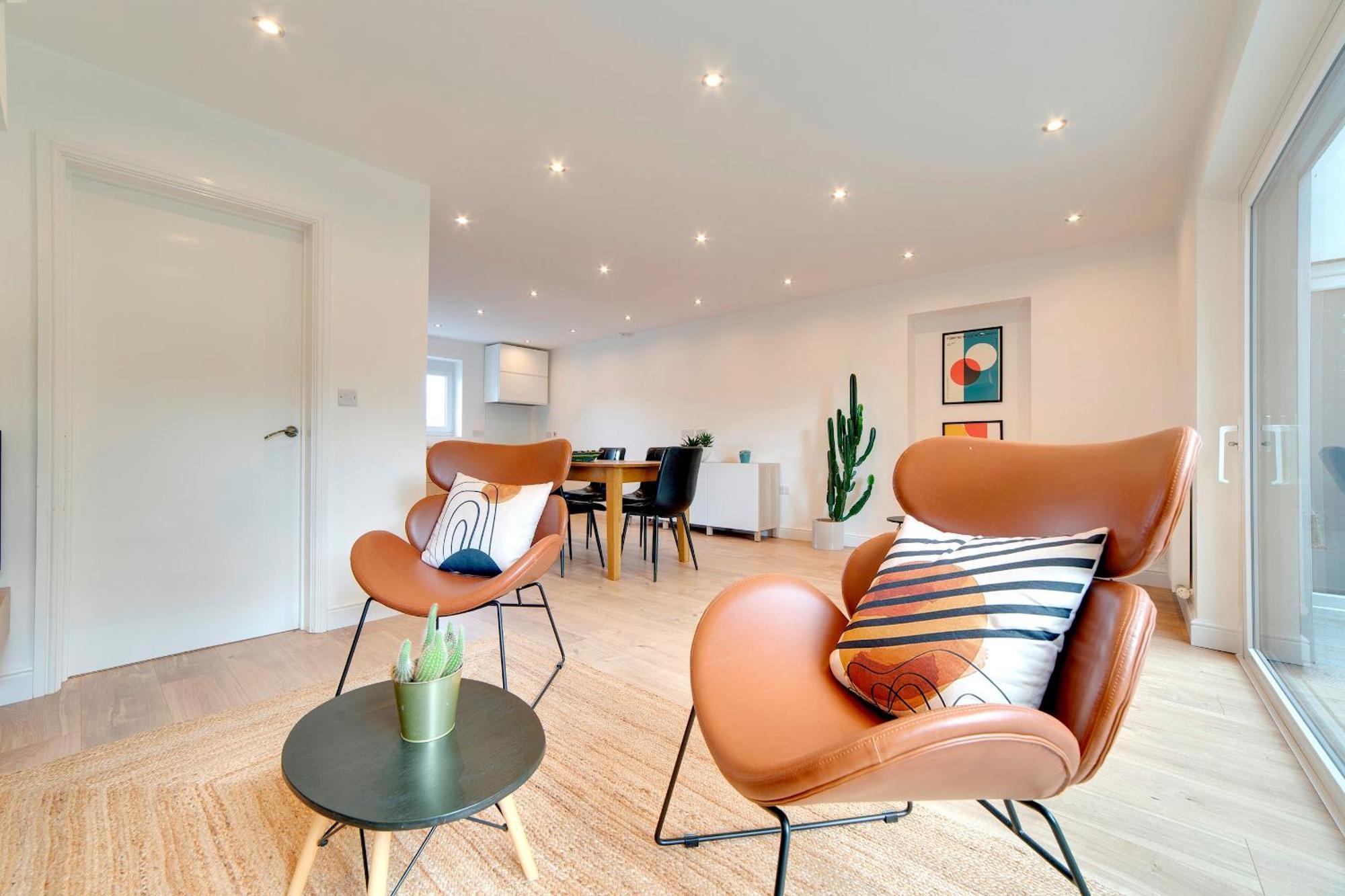 Pass The Keys 49 Byron Square Modern And Spacious 3 Bed Home With Free Parking Cambridge  Exterior photo