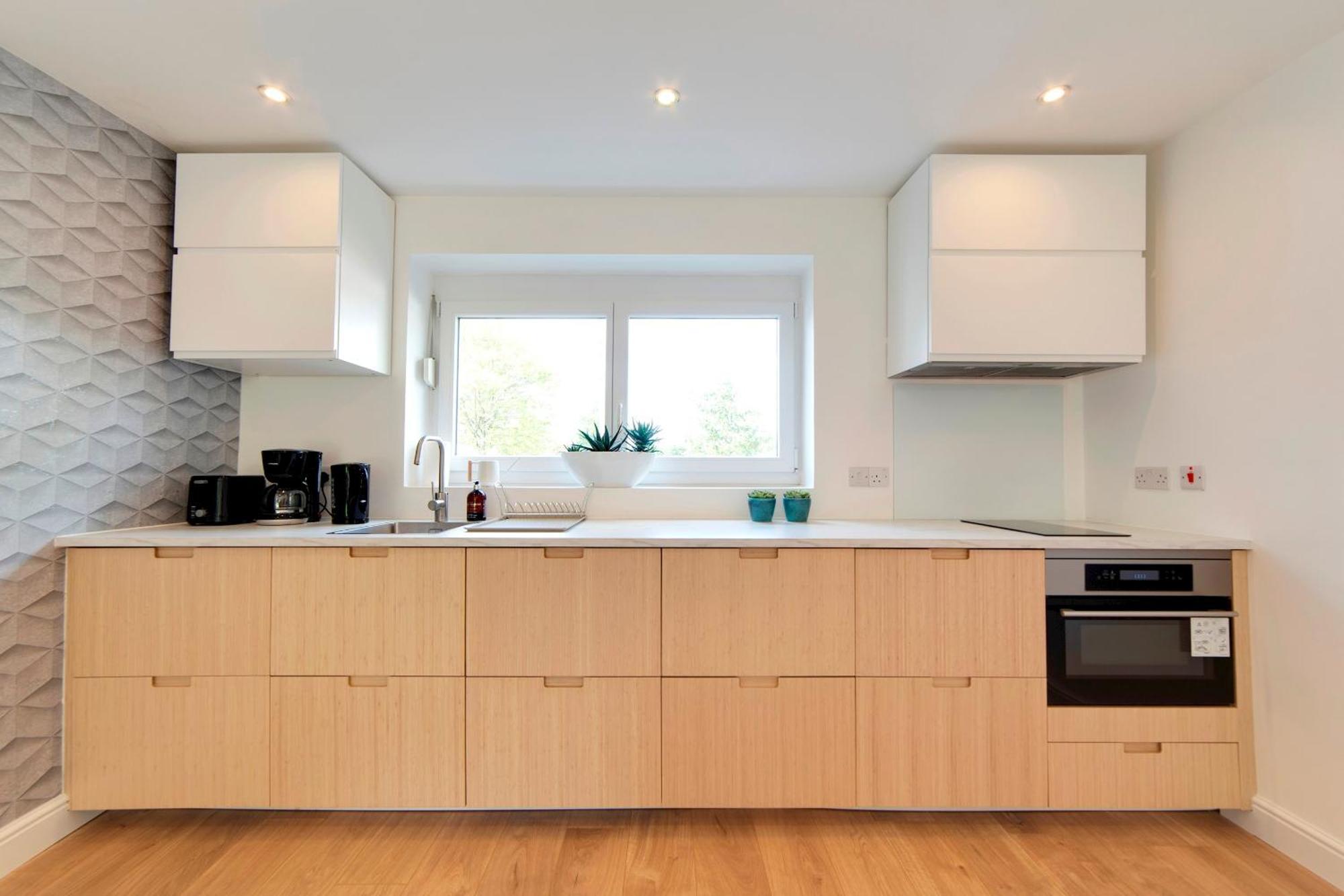 Pass The Keys 49 Byron Square Modern And Spacious 3 Bed Home With Free Parking Cambridge  Exterior photo